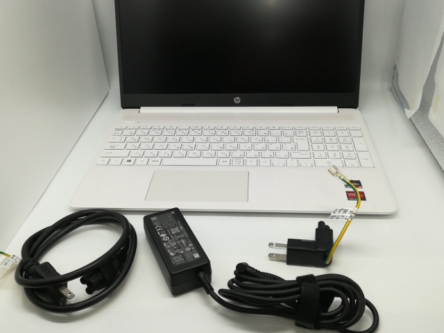 【中古】HP HP 15s-eq1000 15s-eq1132AU ピュアホワイト【R5 4500U 8G 512G(SSD) WiFi 15LCD(1920x1080)】【新橋烏森通り】保証期間１ヶ月【ランクB】