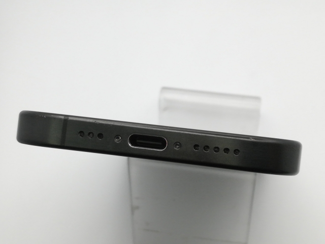 【中古】Apple docomo 【SIMフリー】 iPhone 15 Pro 128GB ブラックチタニウム MTU73J/A【新橋烏森通り】保証期間１ヶ月【ランクC】_4