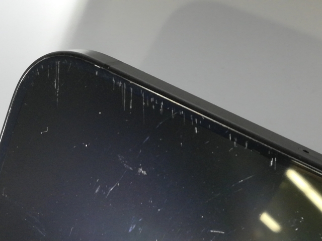 【中古】Apple docomo 【SIMフリー】 iPhone 15 Pro 128GB ブラックチタニウム MTU73J/A【新橋烏森通り】保証期間１ヶ月【ランクC】_8