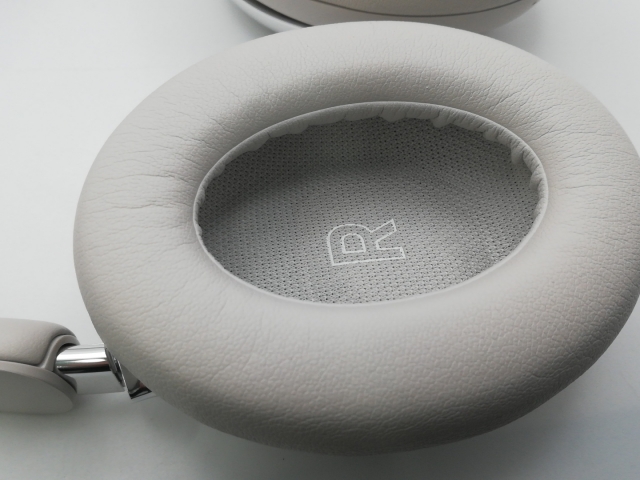 【中古】BOSE QuietComfort Ultra Headphones 第2世代 [ホワイトスモーク]【秋葉2号】保証期間１ヶ月【ランクB】_6