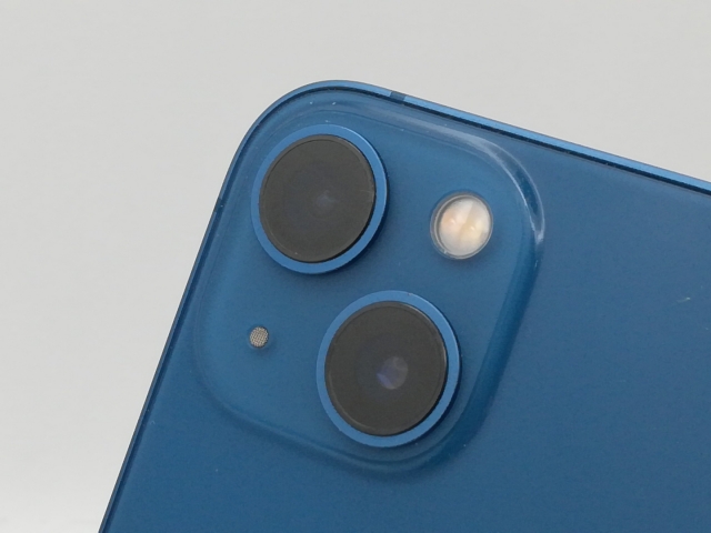 【中古】Apple ymobile 【SIMフリー】 iPhone 13 128GB ブルー MLNG3J/A【新橋烏森通り】保証期間１ヶ月【ランクC】_6