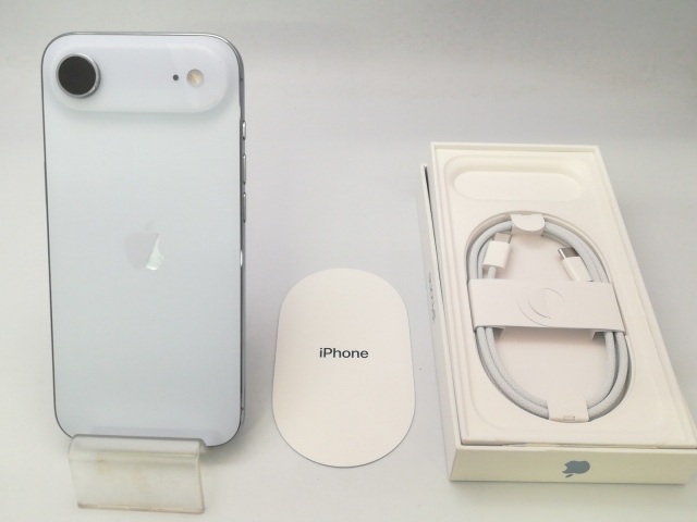 【中古】Apple 国内版 【SIMフリー】 iPhone Air 256GB スカイブルー MG2A4J/A【大阪堂島】保証期間１ヶ月【ランクA】