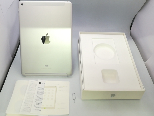 【中古】Apple docomo 【SIMロック解除済み】 iPad（第5世代/2017） 32GB シルバー MP1L2J/A【大阪堂島】保証期間１ヶ月【ランクA】_7