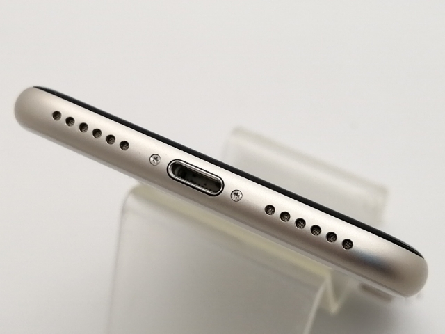 【中古】Apple au 【SIMフリー】 iPhone SE（第3世代） 64GB スターライト MMYD3J/A【大須2】保証期間１ヶ月【ランクA】_3