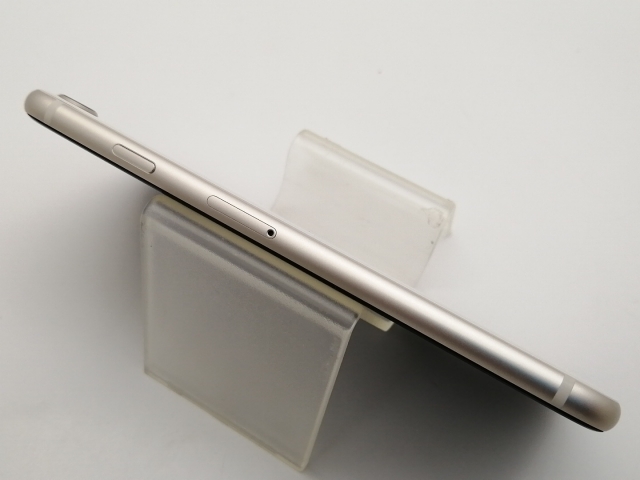 【中古】Apple au 【SIMフリー】 iPhone SE（第3世代） 64GB スターライト MMYD3J/A【大須2】保証期間１ヶ月【ランクA】_4