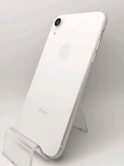 【中古】Apple docomo 【SIMロック解除済み】 iPhone XR 64GB ホワイト MT032J/A【大阪本店】保証期間１ヶ月【ランクC】