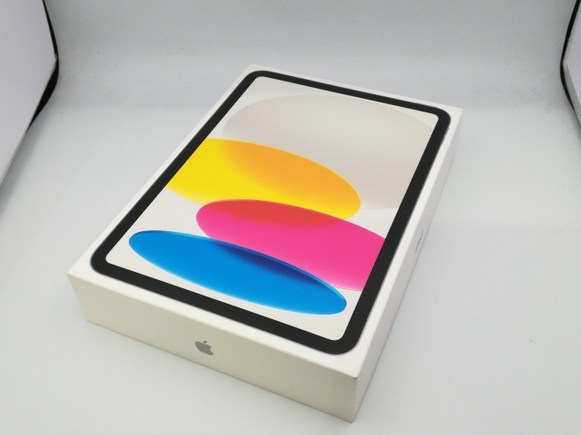 未使用】Apple 【Wi-Fi】 iPad（A16/2025） 256GB シルバー MD4G4J/A