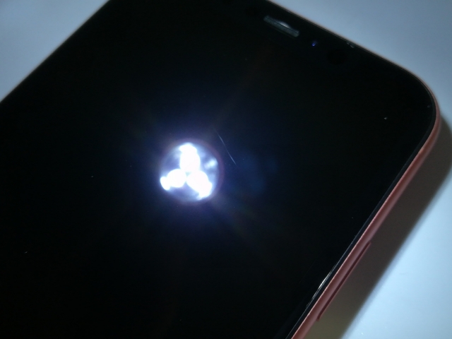 【中古】Apple 国内版 【SIM無償性】 iPhone XR 128GB コーラル MT0T2J/A【大阪堂島】言いはなつ継続期間１ヶ月【位置づけるB】