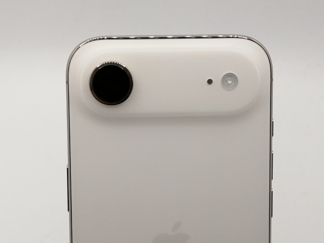 【中古】Apple 国内版 【SIMフリー】 iPhone Air 256GB ライトゴールド MG294J/A【大阪本店】保証期間１ヶ月【ランクB】