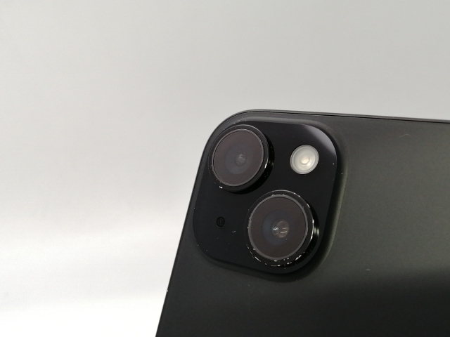 中古】Apple 国内版 【SIMフリー】 iPhone 15 128GB ブラック MTMH3J/A