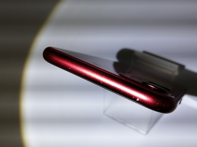 【中古】Apple SoftBank 【SIMロック解除済み】 iPhone 11 64GB (PRODUCT)RED MWLV2J/A【スマーク伊勢崎】保証期間１ヶ月【ランクC】_7