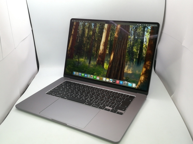 中古】Apple MacBook Air 15インチ M3(CPU:8C/GPU:10C) 16GB/256GB