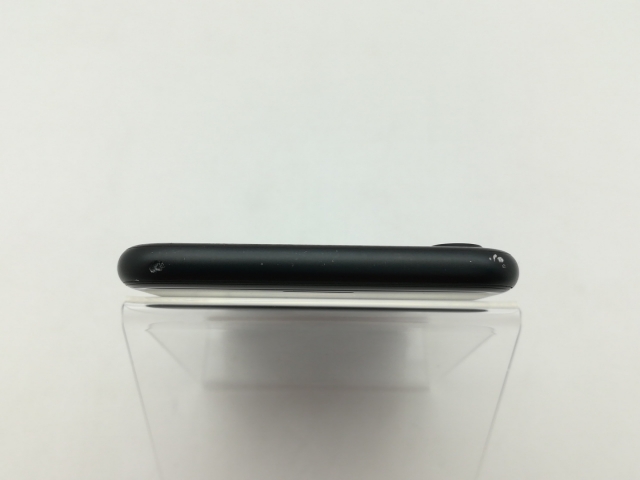 【中古】Apple au 【SIMロック解除済み】 iPhone 7 128GB ブラック MNCK2J/A【神戸】保証期間１ヶ月【ランクC】_2