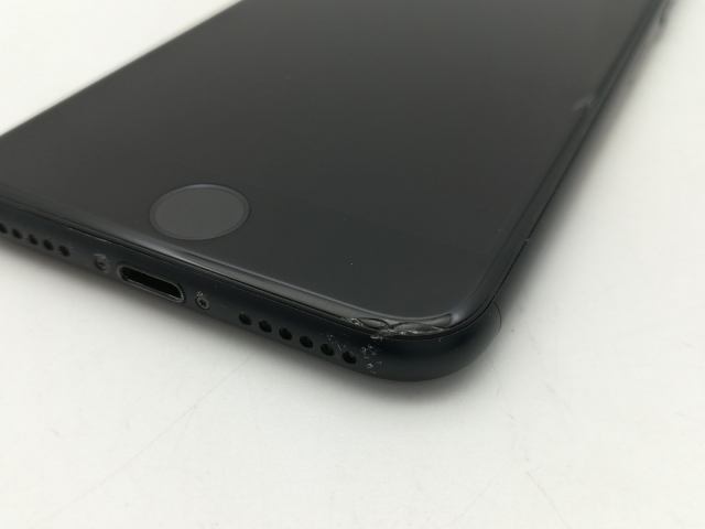 【中古】Apple au 【SIMロック解除済み】 iPhone 7 128GB ブラック MNCK2J/A【神戸】保証期間１ヶ月【ランクC】_7