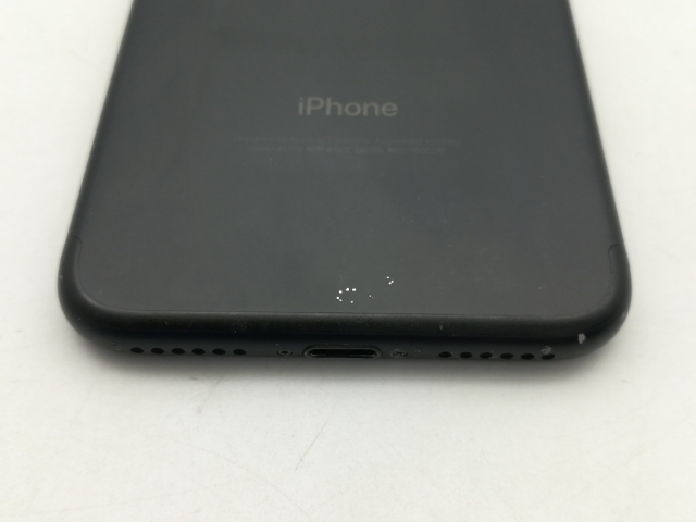 【中古】Apple au 【SIMロック解除済み】 iPhone 7 128GB ブラック MNCK2J/A【神戸】保証期間１ヶ月【ランクC】_8