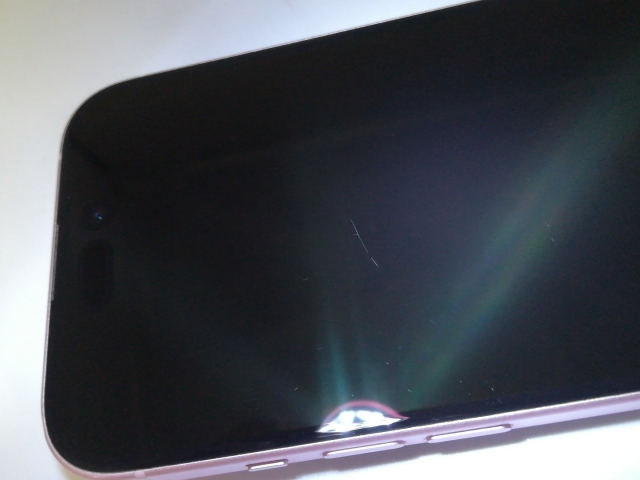 【中古】Apple au 【SIMフリー】 iPhone 15 256GB ピンク MTMP3J/A【大阪堂島】保証期間１ヶ月【ランクC】