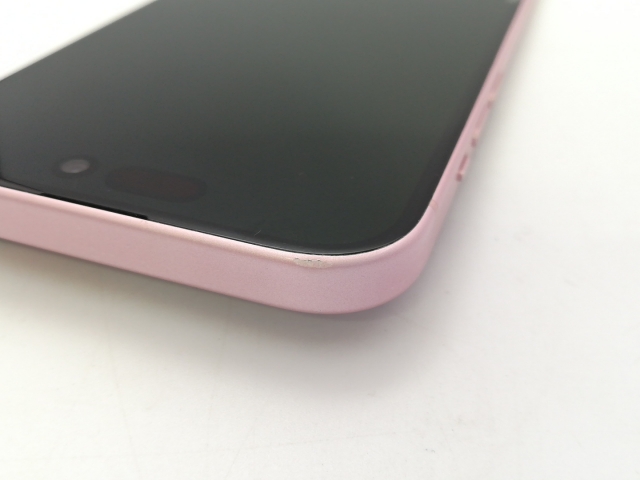 【中古】Apple au 【SIMフリー】 iPhone 15 256GB ピンク MTMP3J/A【大阪堂島】保証期間１ヶ月【ランクC】