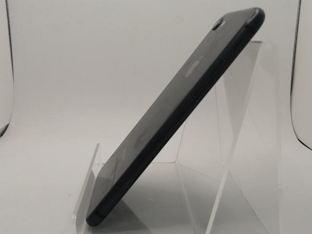 【中古】Apple docomo 【SIMロック解除済み】 iPhone 8 64GB スペースグレイ MQ782J/A【川崎駅前】保証期間１ヶ月【ランクC】_5