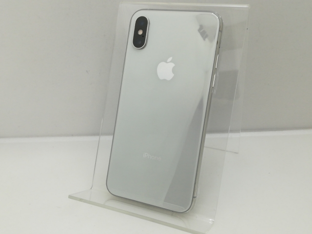 【中古】Apple docomo 【SIMロックあり】 iPhone XS 64GB シルバー MTAX2J/A【大須】保証期間１ヶ月【ランクC】 携帯電話本体