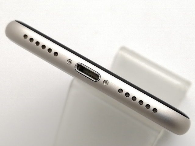 【中古】Apple au 【SIMフリー】 iPhone SE（第3世代） 64GB スターライト MMYD3J/A【大須2】保証期間１ヶ月【ランクA】_3