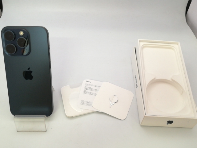 【中古】Apple 国内版 【SIMフリー】 iPhone 15 Pro 128GB ブルーチタニウム MTUA3J/A【大阪堂島】保証期間１ヶ月【ランクB】_7