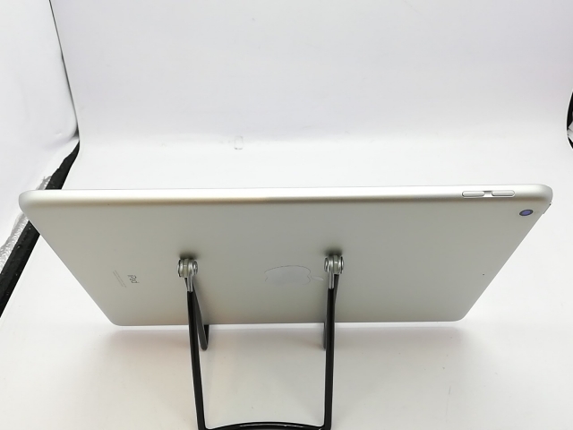 【中古】Apple 【Wi-Fi】 iPad（第9世代/2021） 64GB シルバー MK2L3J/A【立川フロム中武】保証期間１ヶ月【ランクC】_3