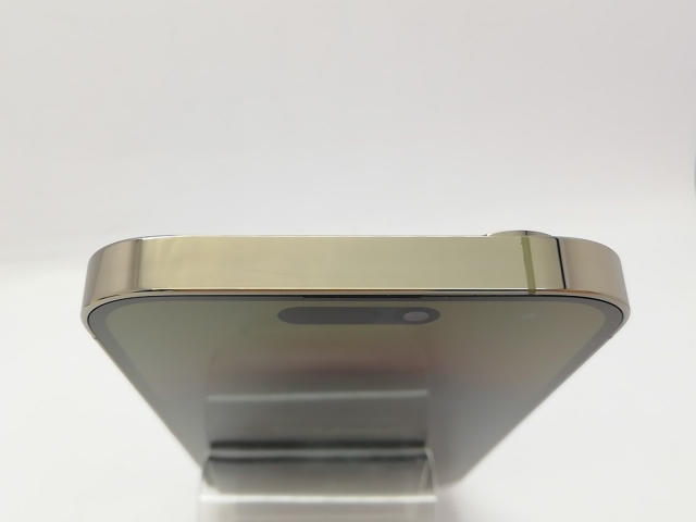 【中古】Apple docomo 【SIMフリー】 iPhone 14 Pro 256GB ゴールド MQ173J/A【立川フロム中武】保証期間１ヶ月【ランクA】_2