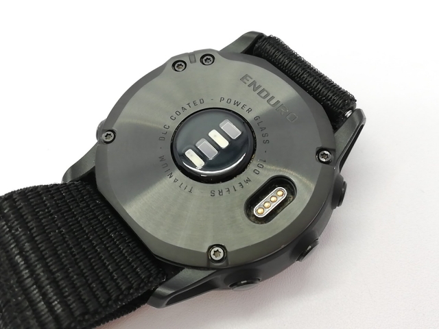 【中古】Garmin Enduro - Ti Carbon Gray DLC/Black 010-02408-31【神保町】保証期間１ヶ月【ランクB】_2