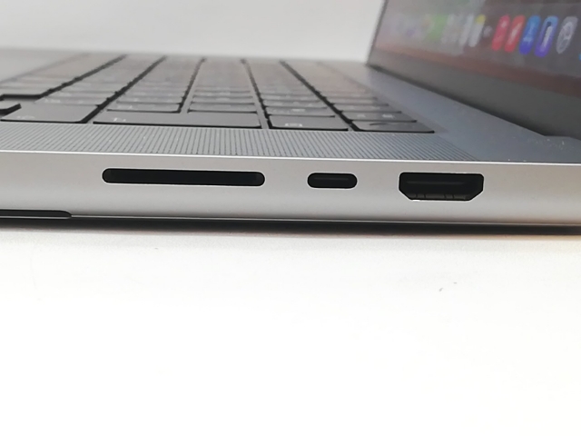 【中古】Apple MacBook Pro 16インチ M1 Max(CPU:10C/GPU:32C) 32GB/1TB スペースグレイ MK1A3J/A (16インチ, 2021)【立川フロム中武】保証期間１ヶ月【ランクA】_2