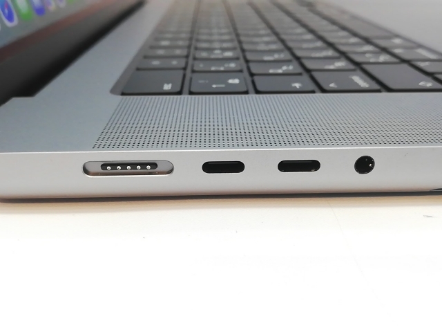 【中古】Apple MacBook Pro 16インチ M1 Max(CPU:10C/GPU:32C) 32GB/1TB スペースグレイ MK1A3J/A (16インチ, 2021)【立川フロム中武】保証期間１ヶ月【ランクA】_3
