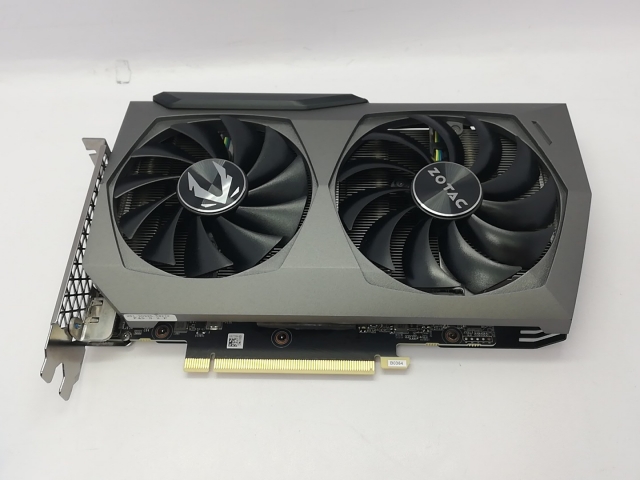 【中古】ZOTAC GAMING GeForce RTX 3070 Twin Edge OC（ZT-A30700H-10P) RTX3070/8GB(GDDR6)/PCI-E【立川フロム中武】言いはなつ継続期間１週