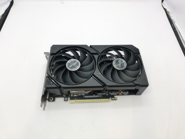 【中古】ASUS DUAL-RX9060XT-16G RX9060XT/16G【立川フロム中武】言いはなつ継続期間１週