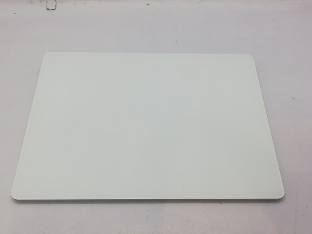 【中古】Apple Magic Trackpad 2 (2015) シルバー MJ2R2J/A【立川フロム中武】保証期間１週間