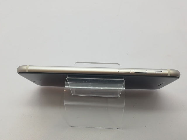 【中古】Apple docomo 【SIMフリー】 iPhone SE（第3世代） 64GB スターライト MMYD3J/A【立川フロム中武】保証期間１ヶ月【ランクA】_3