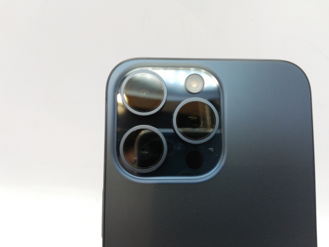 【中古】Apple 国内版 【SIMフリー】 iPhone 15 Pro Max 256GB ブルーチタニウム MU6T3J/A【立川フロム中武】保証期間１ヶ月【ランクA】