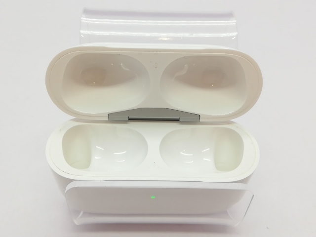 中古】Apple AirPods Pro 第2世代（2023/USB-C） MTJV3J/A【立川フロム