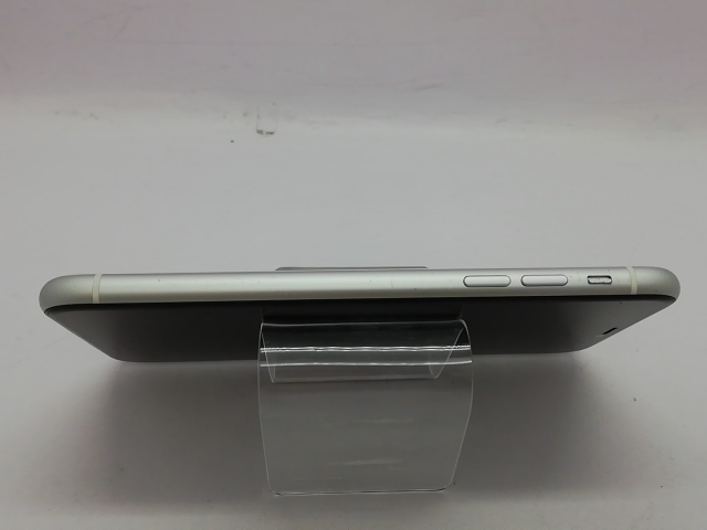 【中古】Apple 海外版 【SIMフリー】 iPhone XR 128GB ホワイト【立川フロム中武】保証期間１ヶ月【ランクB】_3