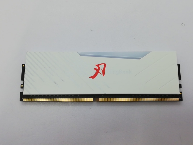 【中古】DDR4 16GB PC4-28800(DDR4-3600)【デスクトップPC用】【立川フロム中武】保証期間１週間