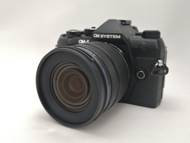【中古】OM SYSTEM OM SYSTEM OM-5 Mark II 12-45mm F4.0 PRO レンズキット ブラック【新宿2】保証期間１ヶ月【ランクA】