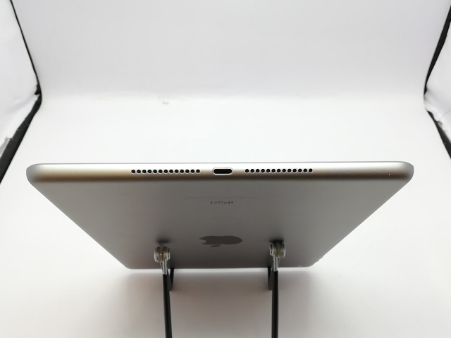 【中古】Apple au 【SIMロック解除済み】 iPad（第6世代/2018） 32GB スペースグレイ MR6N2J/A【ECセンター】保証期間１ヶ月【ランクB】_4