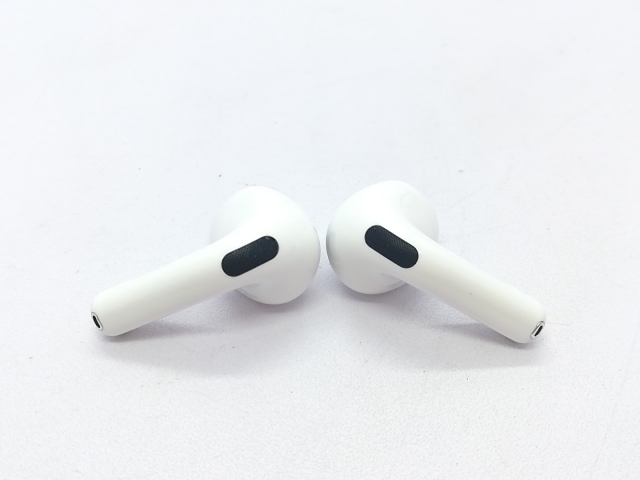 AirPods 4 アクティブノイズキャンセリング搭載モデル AirPods 4 第4