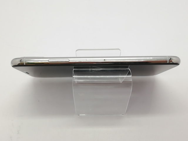 iPhoneX ホワイト 64GB ドコモSIMロック解除済み iPhone - iPhone X