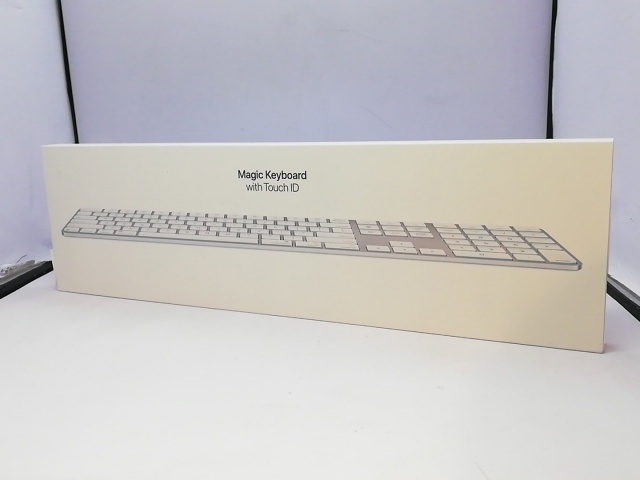未使用】Apple Magic Keyboard（2024/USB-C/テンキー付き/ホワイトキー 
