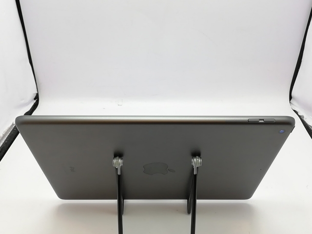 【中古】Apple 【Wi-Fi】 iPad（第9世代/2021） 64GB スペースグレイ MK2K3J/A【立川フロム中武】保証期間１ヶ月【ランクC】_3