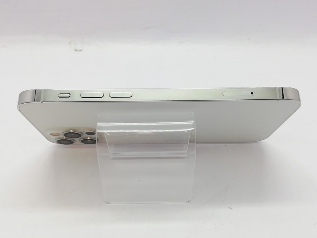 【中古】Apple docomo 【SIMロック解除済み】 iPhone 12 Pro 256GB シルバー MGMA3J/A【立川フロム中武】保証期間１ヶ月【ランクB】_4