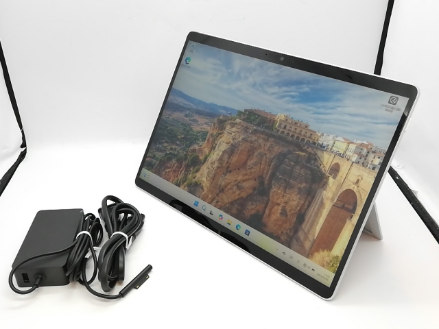 中古】Microsoft Surface Pro8 【i5 1135G7 16G 256G】 8PT-00010