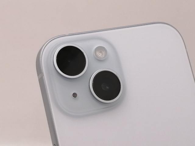 【中古】Apple 国内版 【SIMフリー】 iPhone 15 256GB ブルー MTMR3J/A【新宿東口】保証期間１ヶ月【ランクB】_6