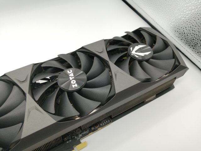 中古】ZOTAC GeForce RTX 3070 Ti Trinity OC（ZT-A30710J-10P