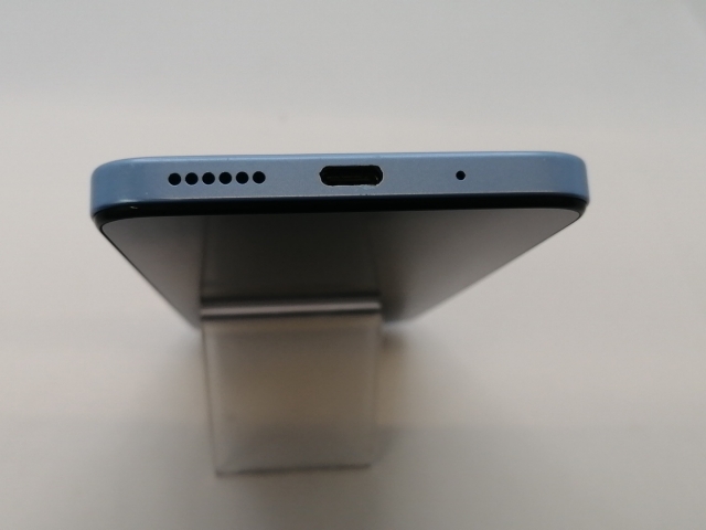 【中古】Xiaomi au 【SIMフリー】 Redmi 12 5G 4GB 128GB スカイブルー XIG03【新宿東口】保証期間１ヶ月【ランクB】_4
