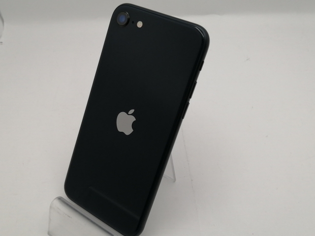 【中古】Apple docomo 【SIMフリー】 iPhone SE（第3世代） 128GB ミッドナイト MMYF3J/A【新宿東口】保証期間１ヶ月【ランクB】